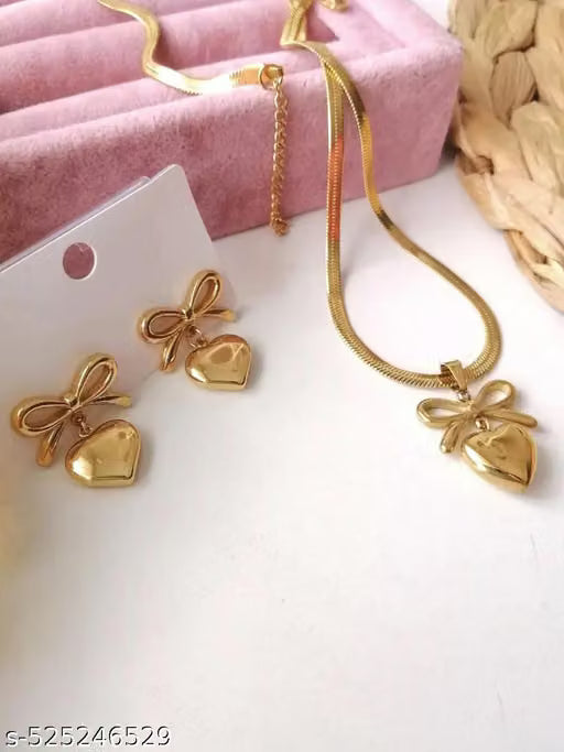 Gold Plated Stainless Steel Minimal Necklace Set