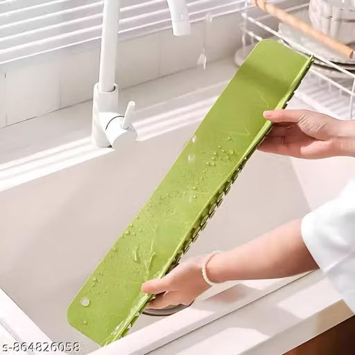 Flexible Silicone Sink Splash Guard with Suction Cups