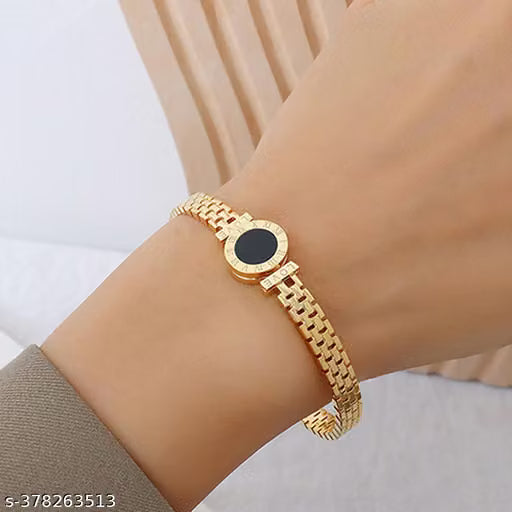 Gold Roman Numeral Zigzag Link Bracelet