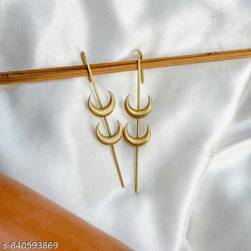Brass Crescent Moon Design Ear Cuff