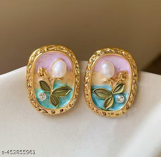 White Floral Korean Stud Earrings