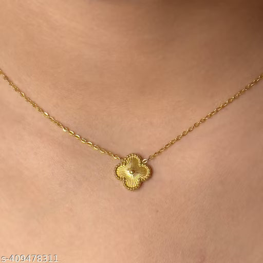 Gold Four Leaf Clover Pendant Chain Necklace