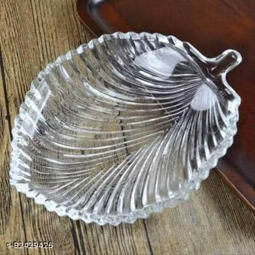 Transparent Leaf-Shaped Glass Serving Plate, 20 cm